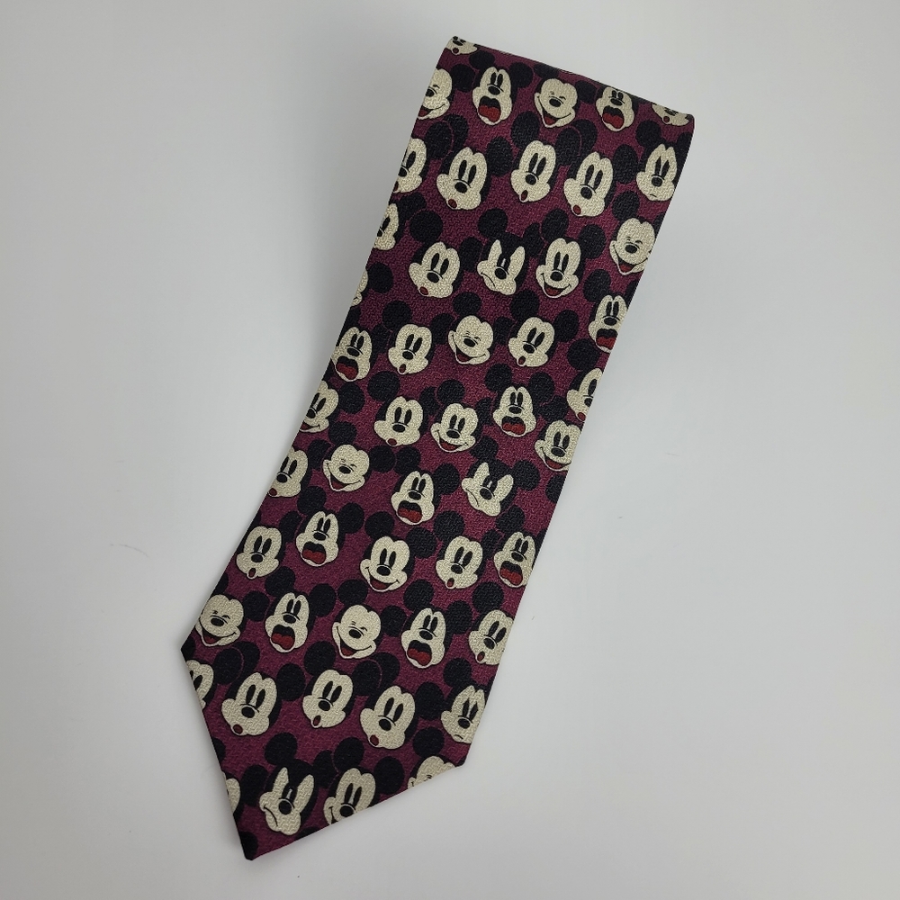 NEW Disney Store Vintage 100% Silk Mickey Mouse Face Burgundy Mens Neck Tie